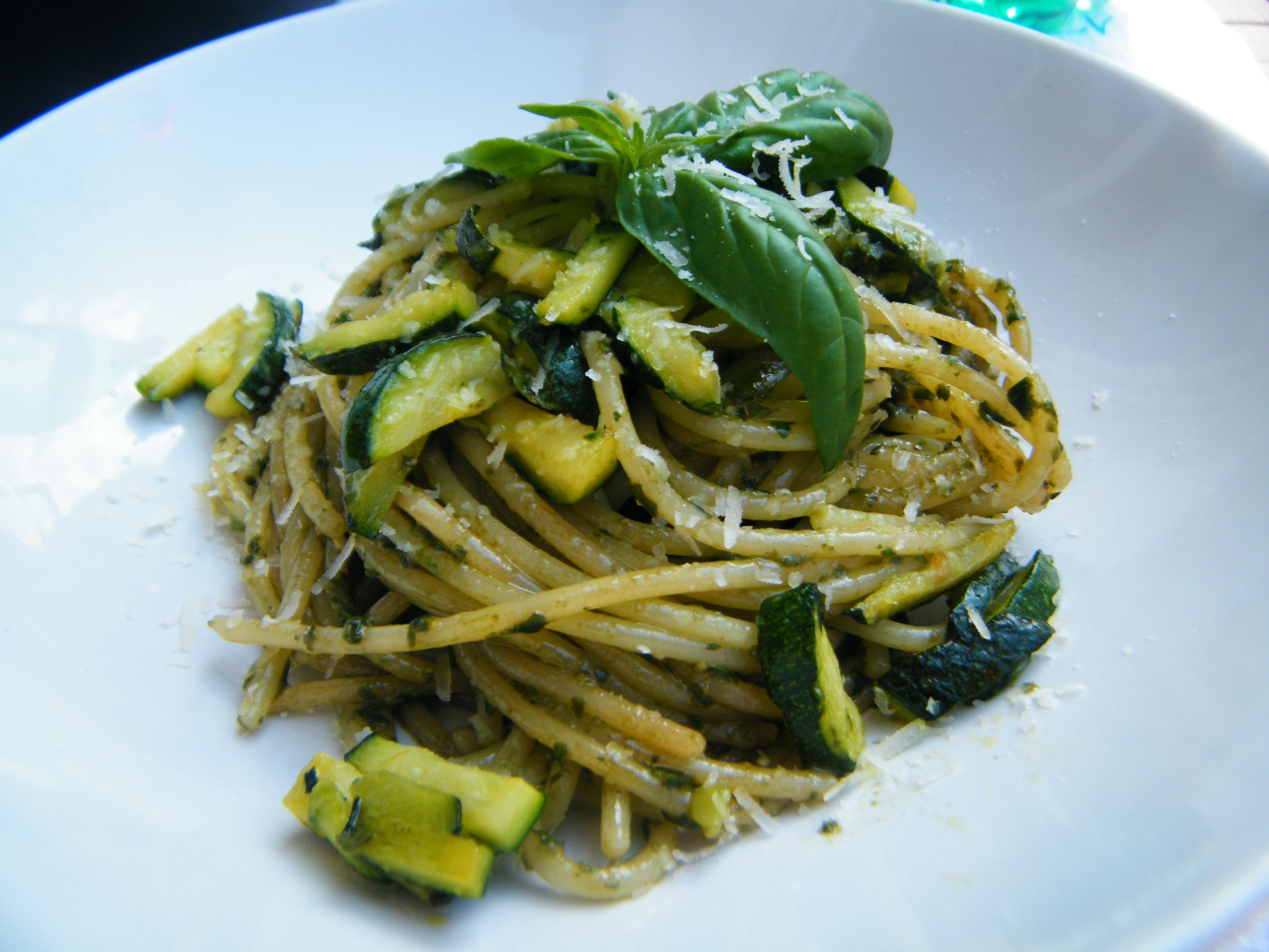 Pasta Con Zucchine E Pesto - Ricetta Carbonara